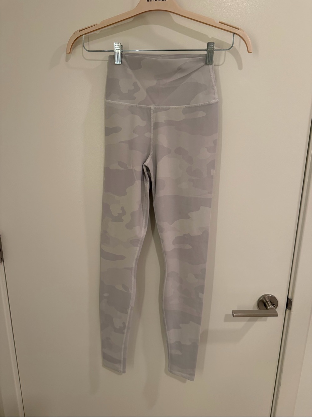 Alo Yoga Gray Camo High Waist Leggings XS